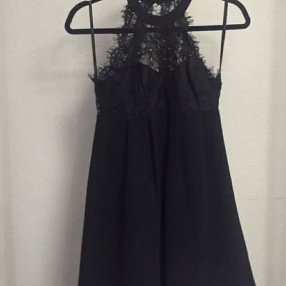 BCBGeneration Baby Doll Lace Dress With Halterneck - Picture 3 of 4